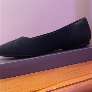 Style & Co. Black Women's Slip-On Pointed Ballet Flat